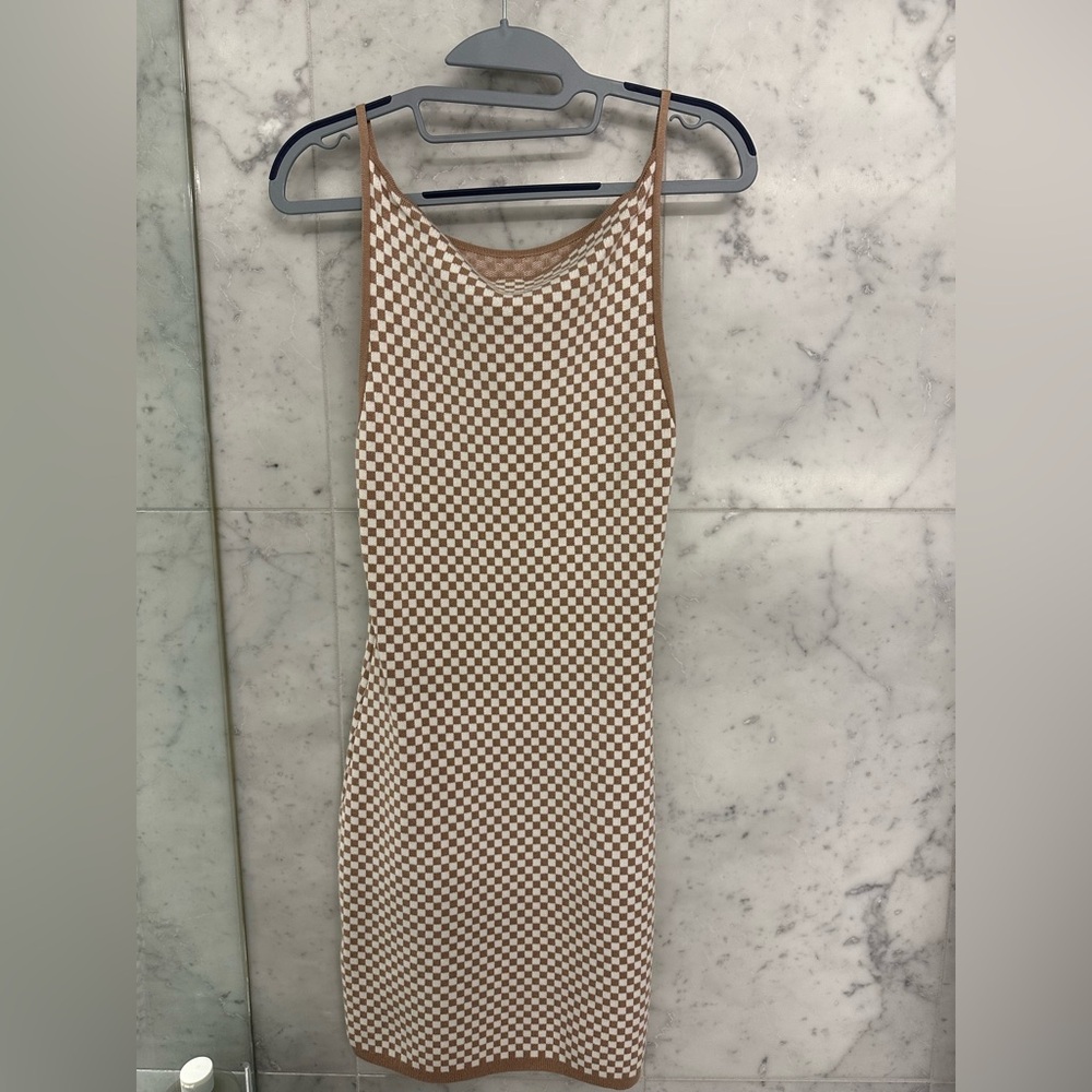 Abercrombie checkered dress - never worn and tags attached!